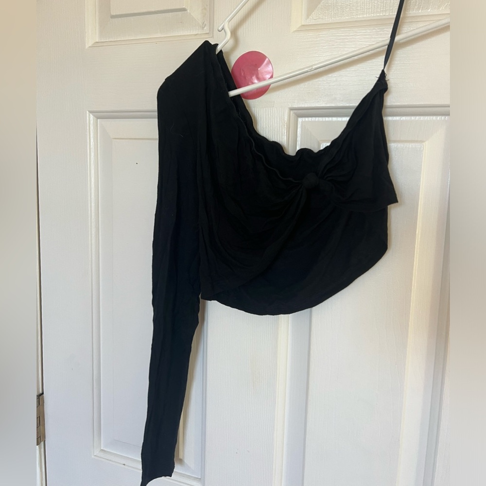 One sleeve shirt